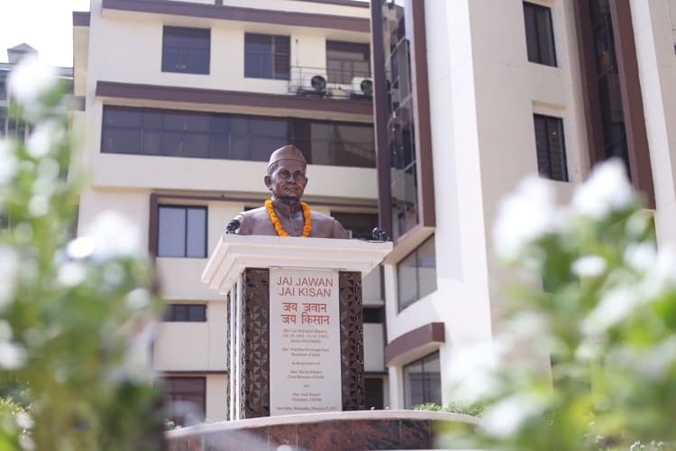 LBSIM Delhi Main Building photo 8